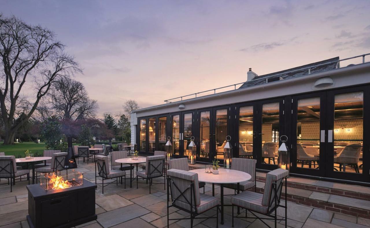 Hotel Monkey Island Estate Bray Exterior foto The Terrace at The Grove